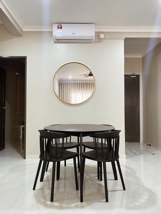 Seaview Apartment Kuala Terengganu Esterno foto